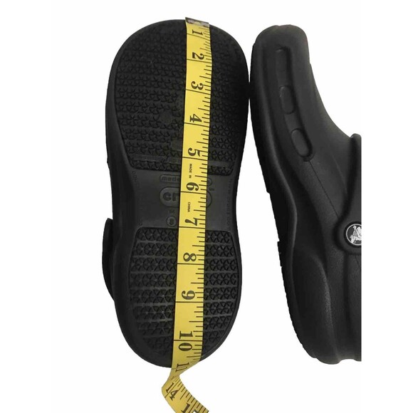 Crocs Shoes Mens Size 8 Classic Clog Sandals Black Waterproof Womens 10 Slip On main image 7